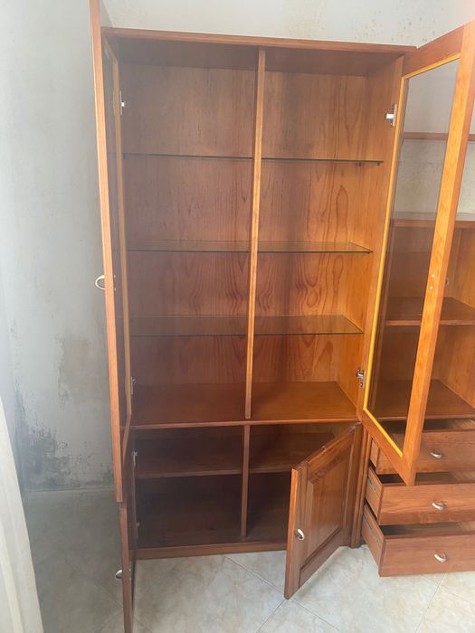 Móvel de sala e aparador