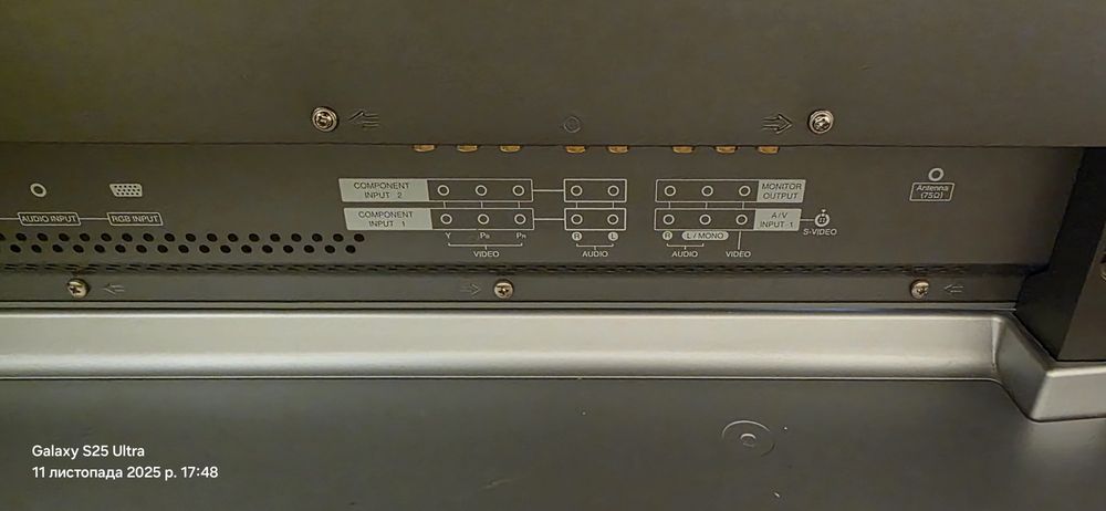 Телнвізор LG rt42px 10