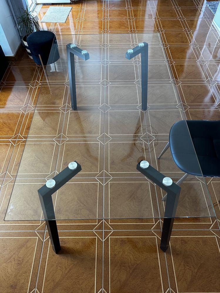 Mesa de Vidro c/ 4 cadeiras