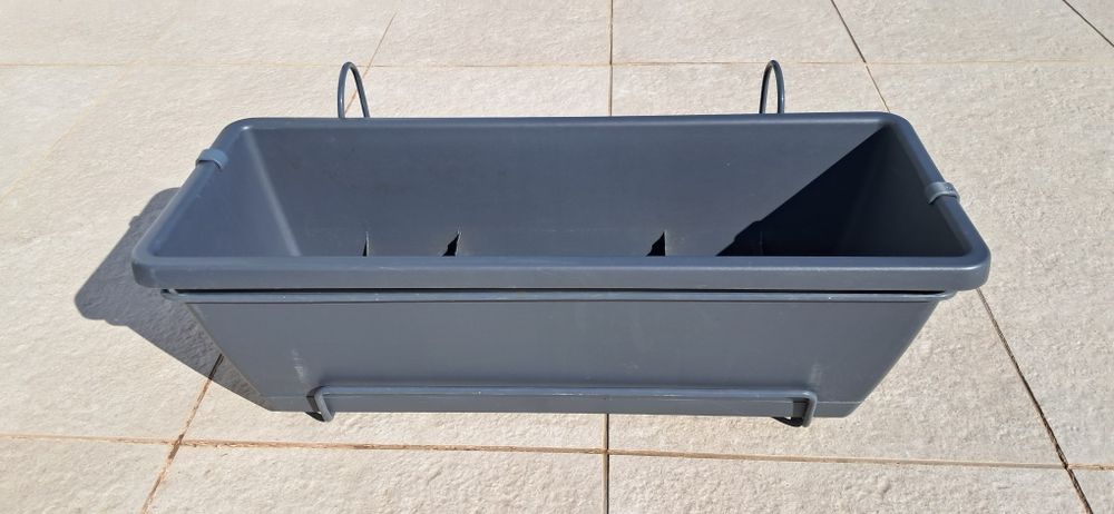 Caixas de flores retangulares com tabuleiro de recolha de água