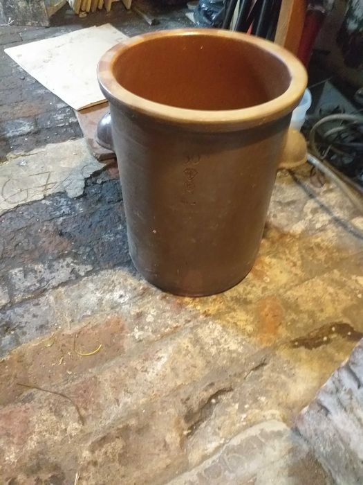 Garnek kamienny do kiszenia kapusty