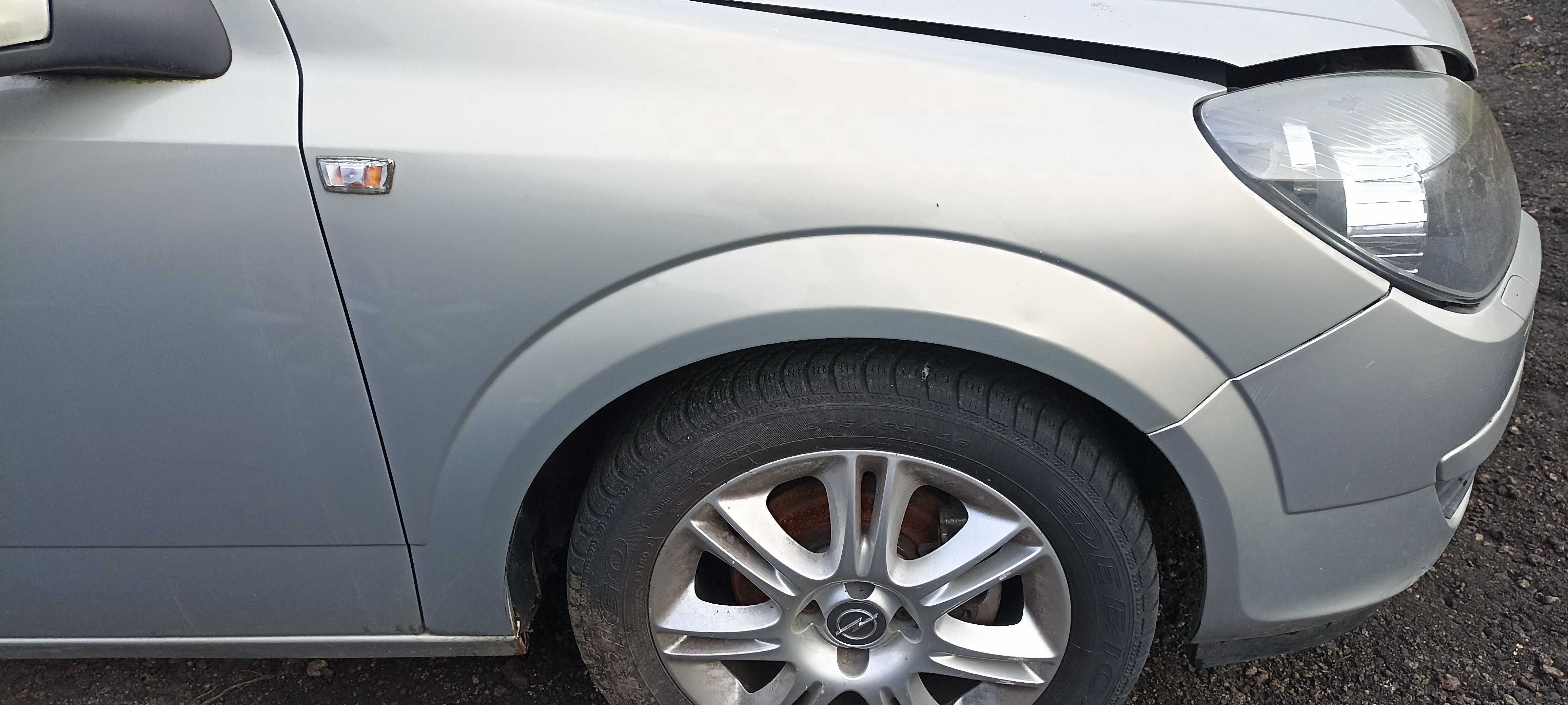 błotnik przód przedni opel astra h lak z167