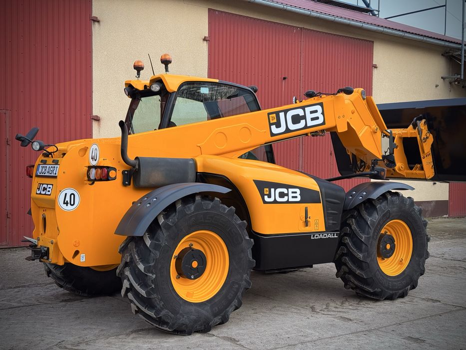 Ładowarka teleskopowa JCB 531-70 AGRI (Manitou)