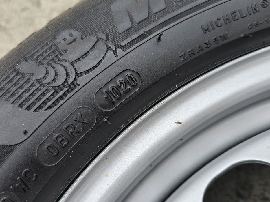 Felgi VW Volkswagen VAG Caddy 205/55R16 + opony GoodYear dekielki -bdb