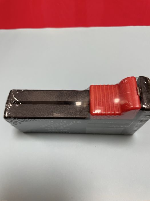 Тестер батарейок та крон ВТ-168