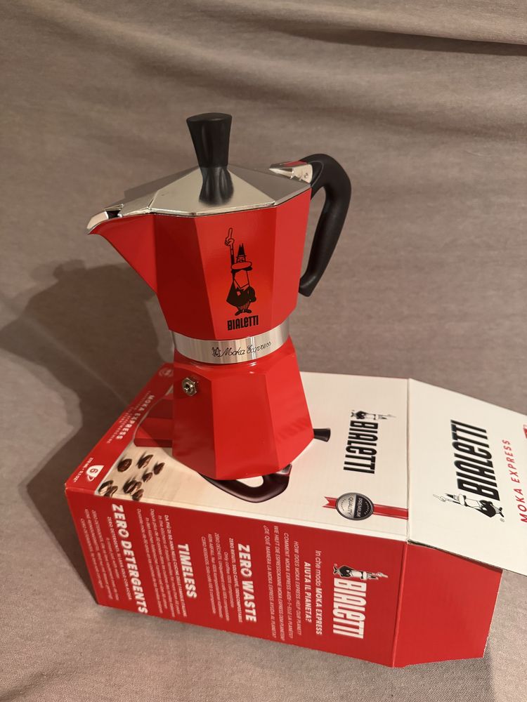 Bialetti włoska kawiarka 6 cup 270ml NOWA