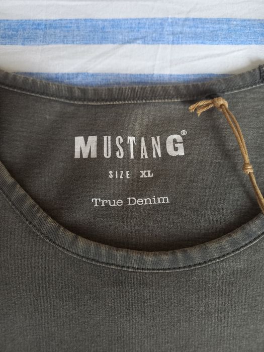 T-Shirt marca Mustang Nova