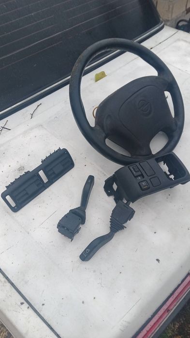 Дифлектор,переключатілі,руль. Опель вектра А