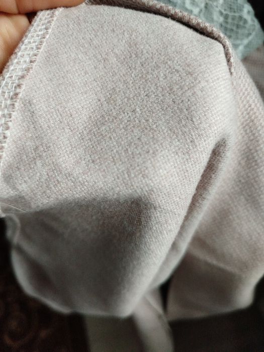 Гарна сукня на дівчинку