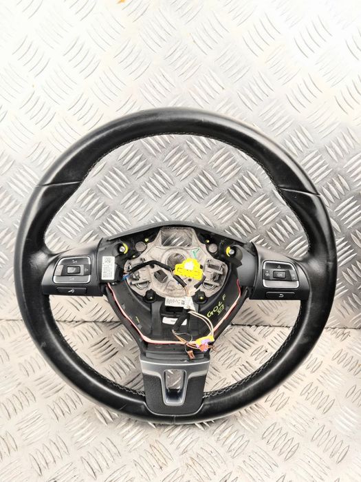 Kierownica skórzana multifunkcyjna VW Golf VI 08-13r.