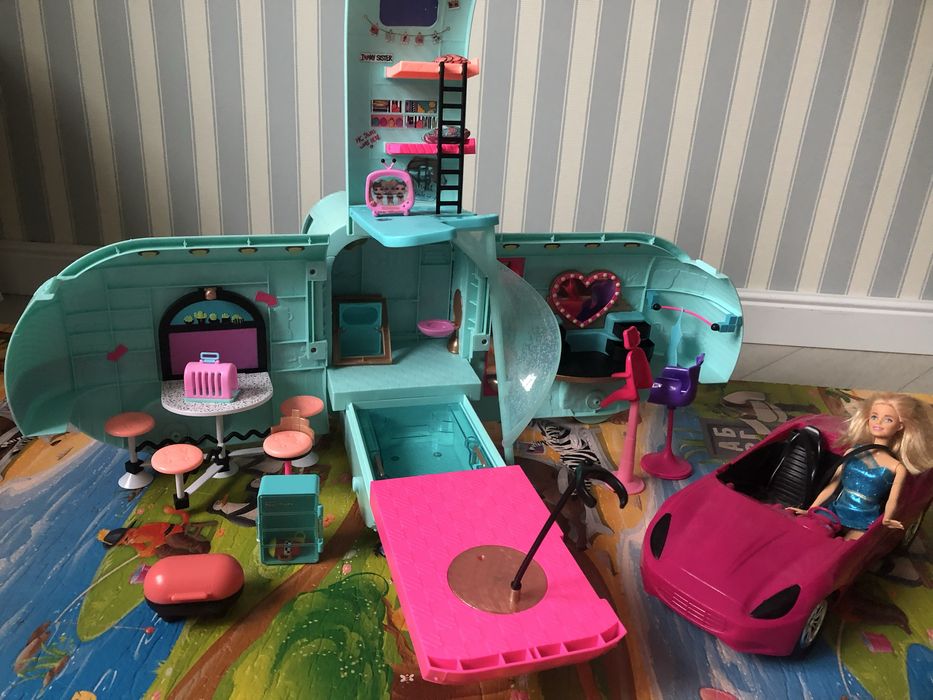 Кемпер LOL автобус з басейном