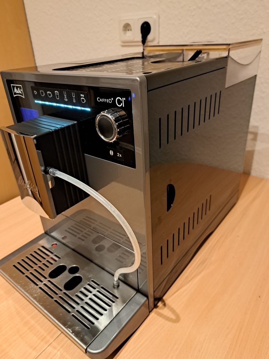 Кавомашина автоматична Melitta CI.