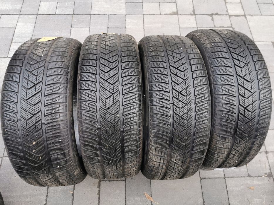 Зимняя резина 235/55 R18 Pirelli Scorpion Winter