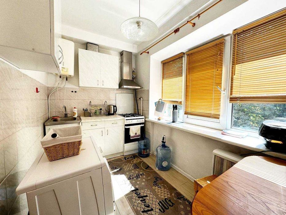 Здається 2-кімнатна КВАРТИРА 50 кв.м по вул. Василя Тютюнника 47