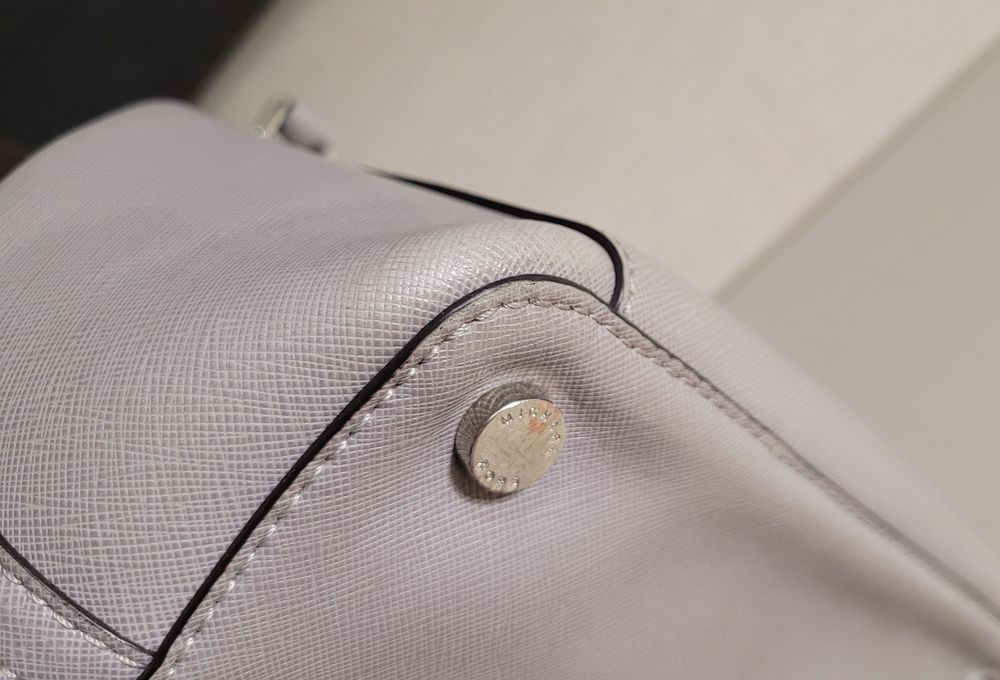 Кожаная сумка Michael Kors