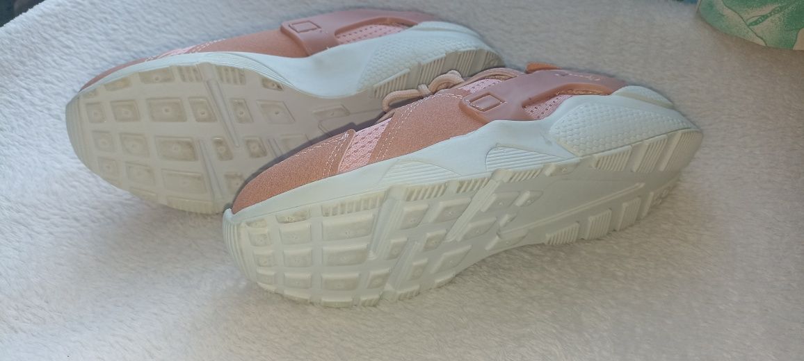 Buty sportowe damskie dziewczęce rozmiar 21 Nike Air aHuarache