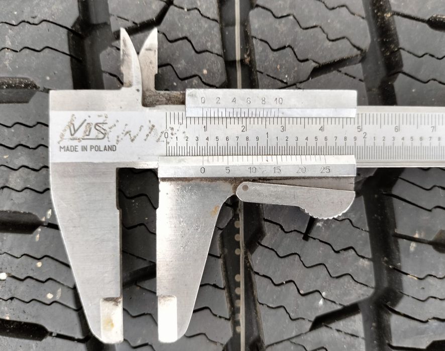 Felgi z oponami zimowymi Renault Trafic  Opel Vivaro 7x17 ET40 5x114.3