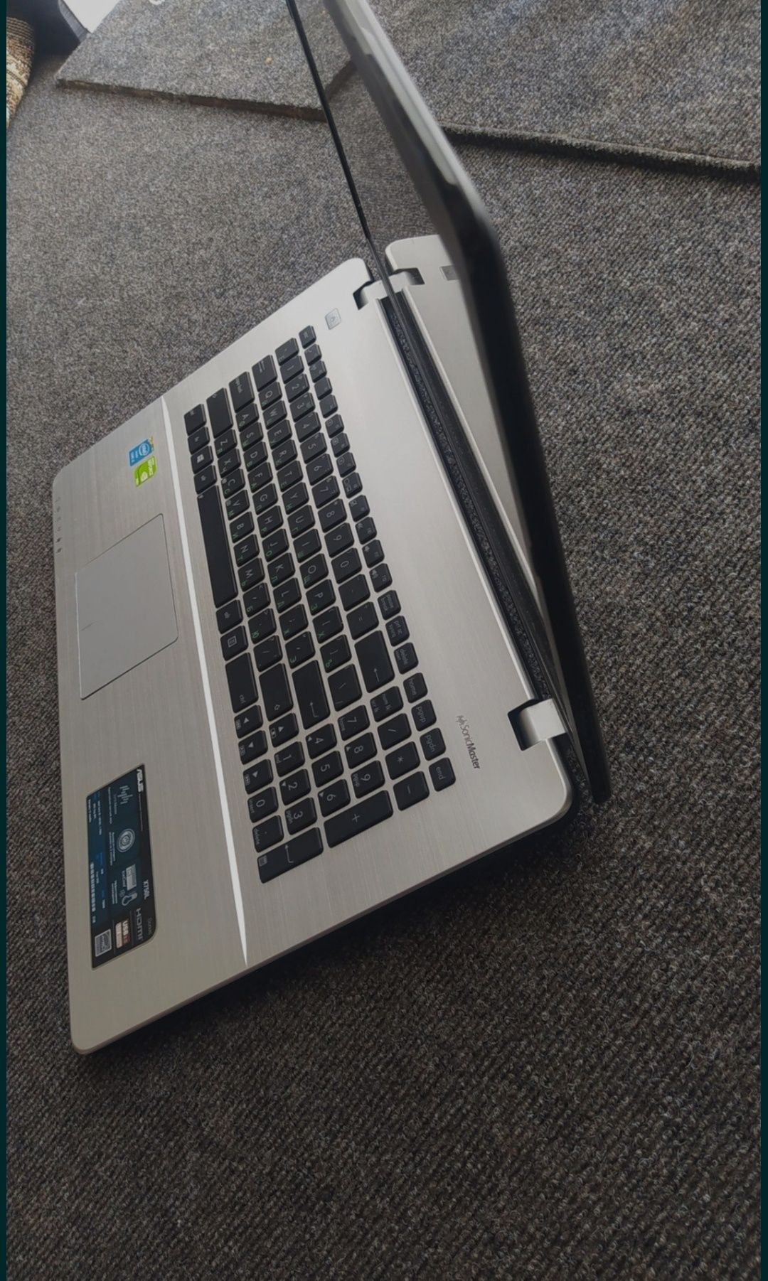 Ноутбук Asus x750lb Новый
