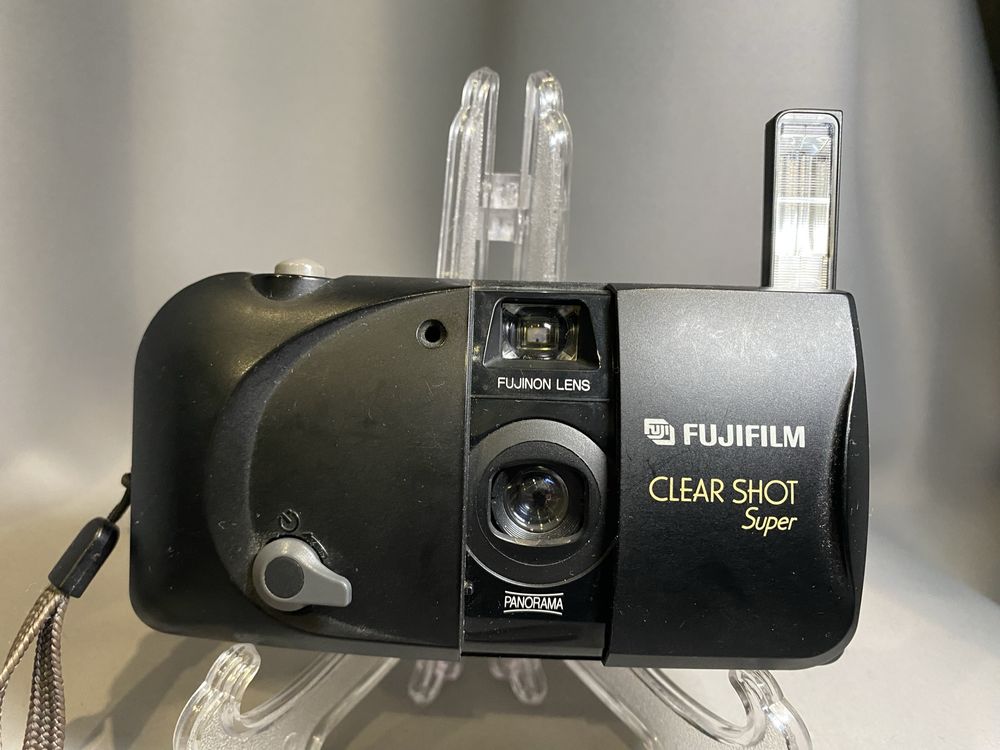Плівковий фотоапарат FUJIFILM Clear Shot Super