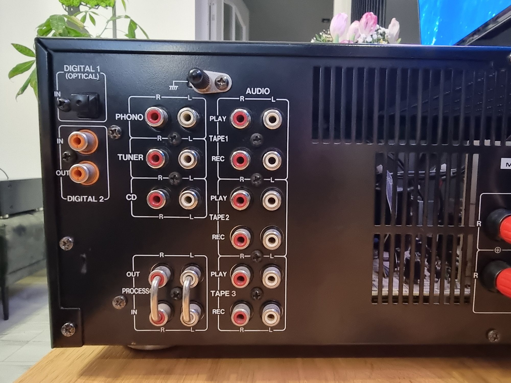 Wzmacniacz stereo akai am 55 z wejściem DAC