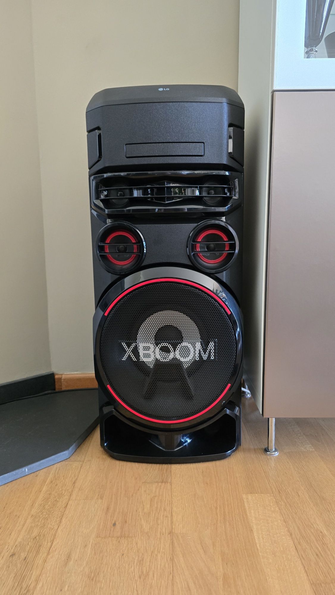 Coluna LG XBOOM ON7, 500W, DJ, Karaoke, Sound Sync, Bluetooth, USB, li