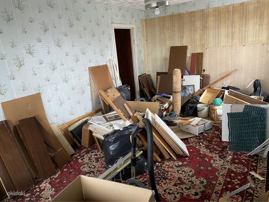 Вивіз сміття будівельного побутового гілок трави Нові Петрівці Лютіж
