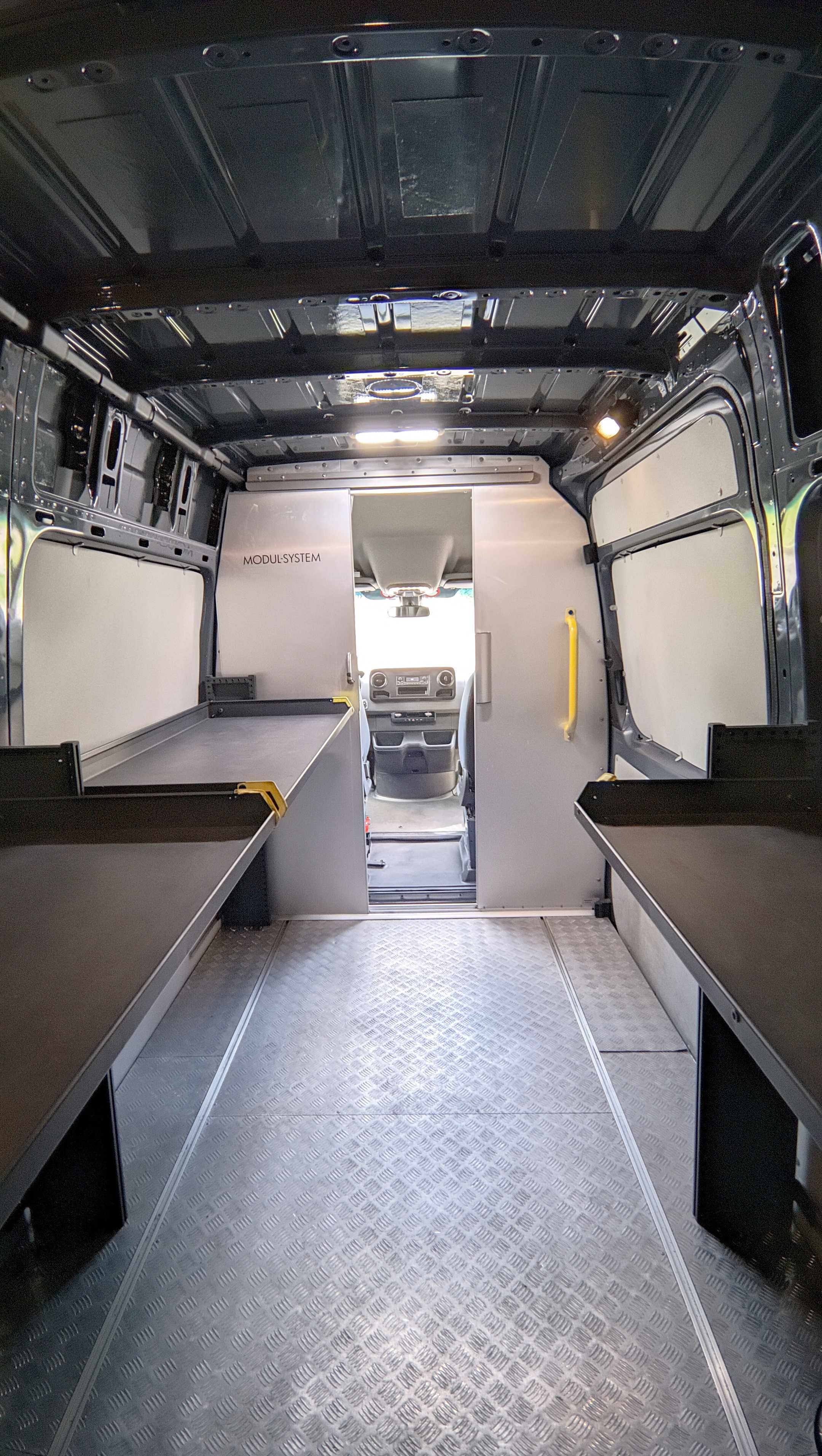 продаж Mercedes-Benz eSprinter 2020 електричний з ПДВ