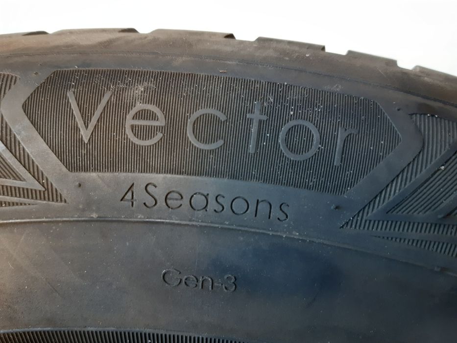 Całoroczne 225/55R17 Good Year 20r. Montaż
