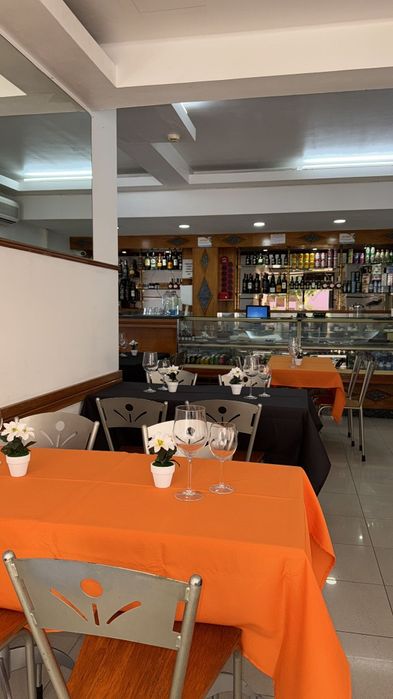 Excelente Negócio: Restaurante em Pleno Funcionamento na Póvoa de Sant
