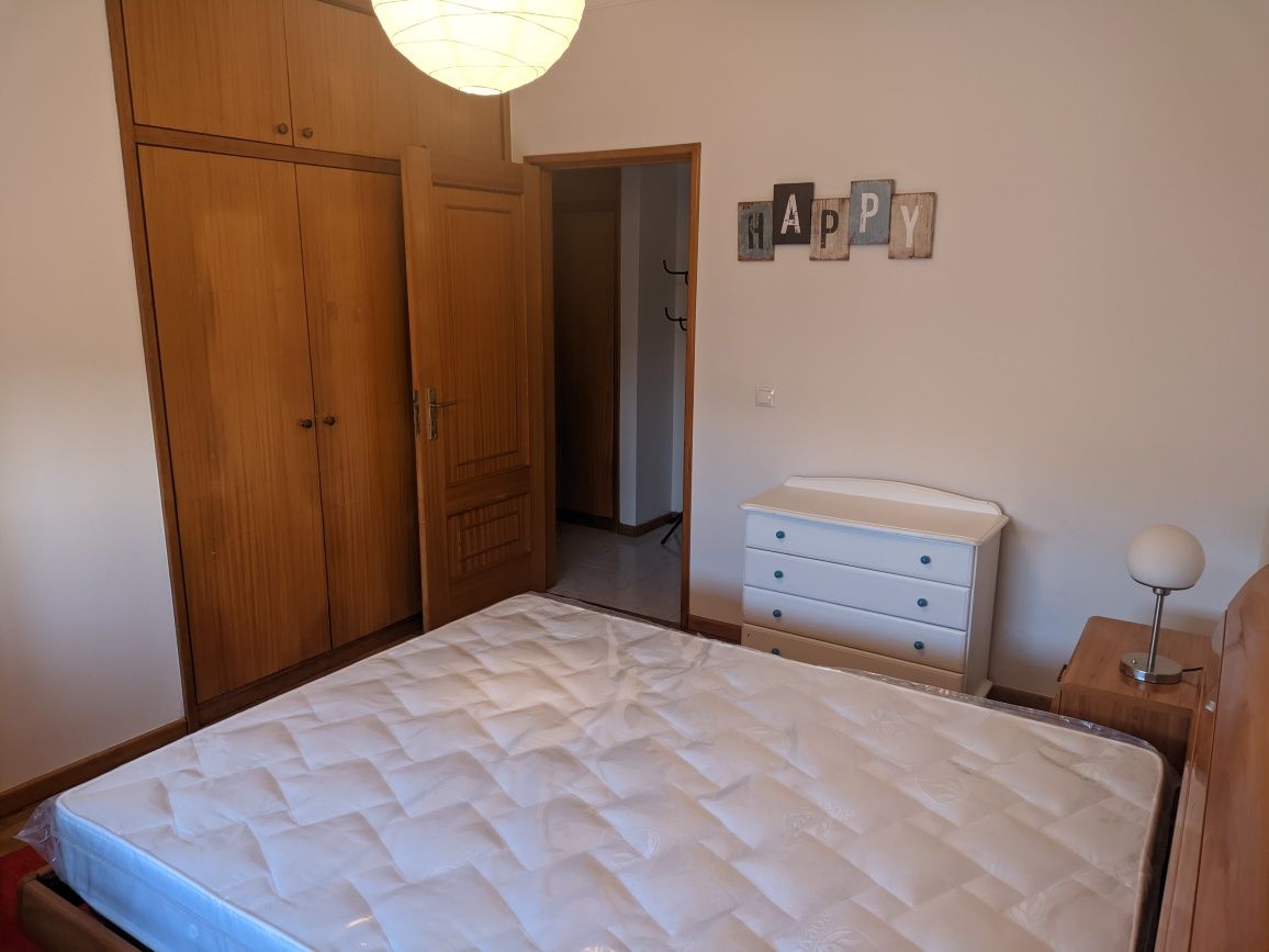Quartos para aluguer - Madalena