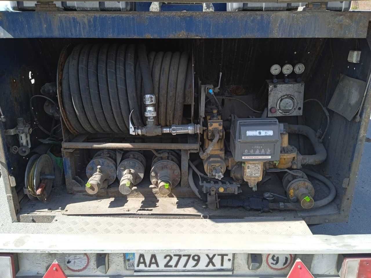 Напівпричіп-цистерна газовий