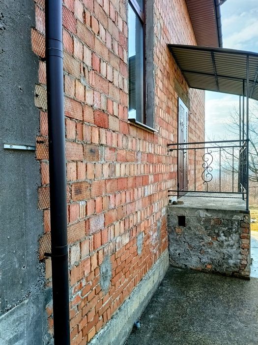 Продаж Новий будинок 2 поверхи + гараж