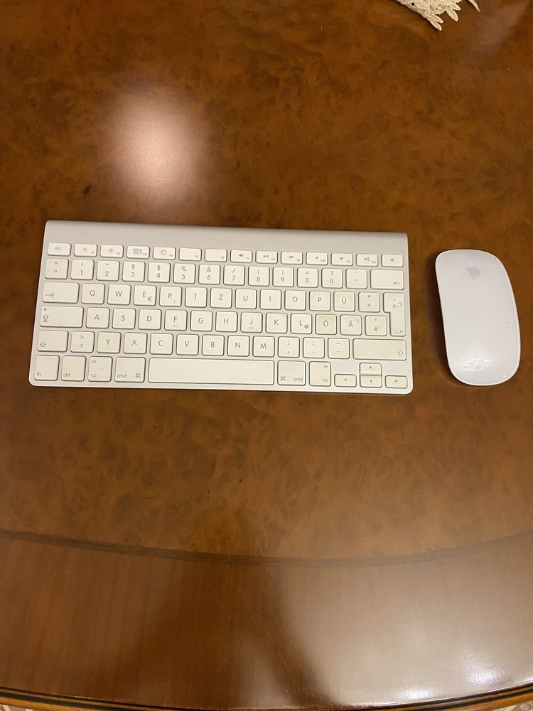 Клавиатура и мышка apple