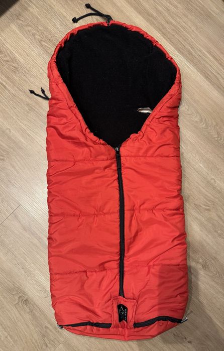 Śpiworek KAISER czerwony, ciepły, uniwersalny
