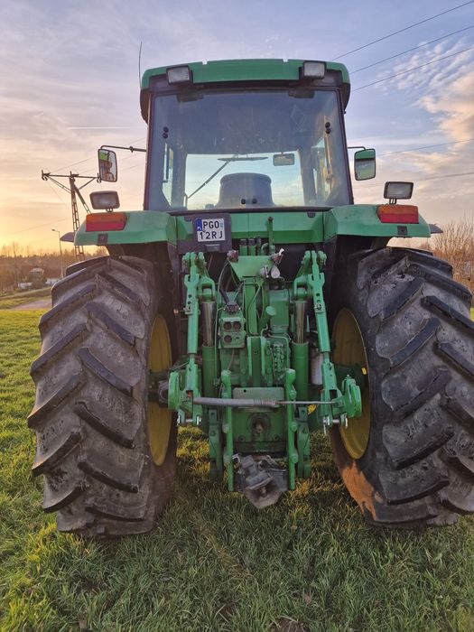 Traktor John Deere 7600 bardzo dobrym stanie