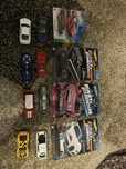 Zestaw autek hot wheels