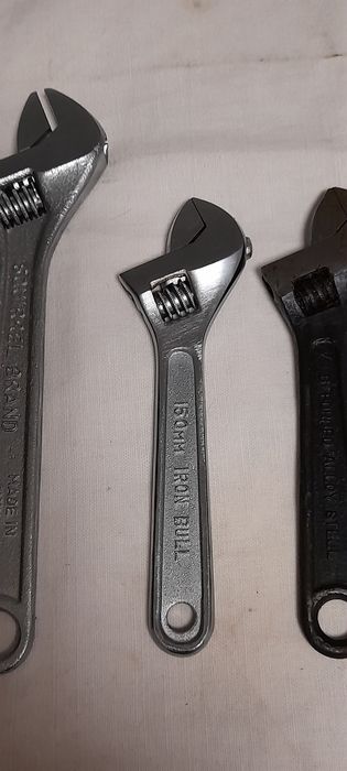 Klucze nastawne  z PRL kolekcjonerskie  nowe