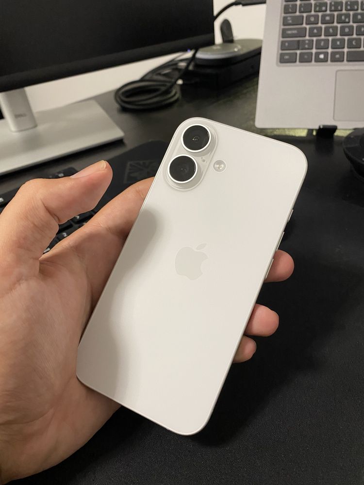 Iphone 16 Branco 128GB | NOVO |