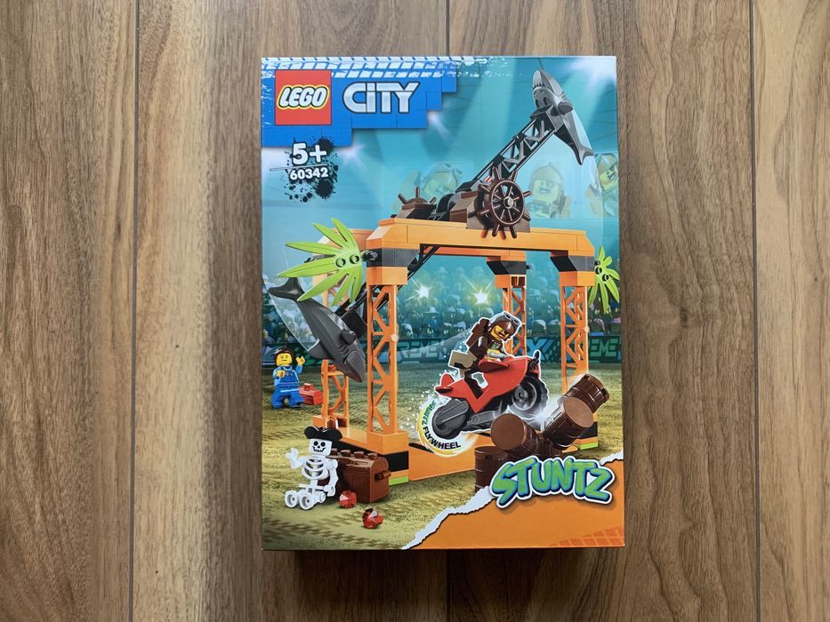 Nowe LEGO City 60342 Wyzwanie kaskaderskie: atak rekina