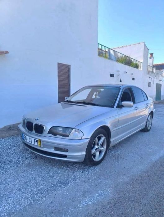 Vendo BMW 320 E46