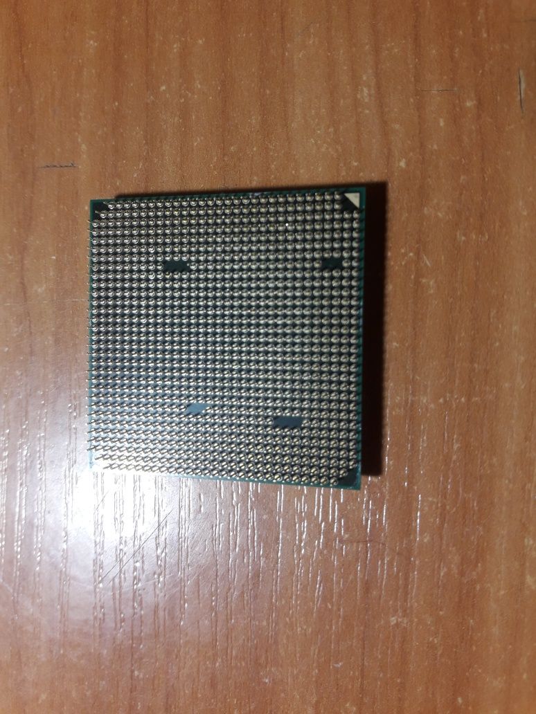 Процессор AMD Athlon II X3 450