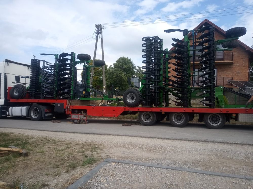 Transport maszyn rolniczych i budowlanych