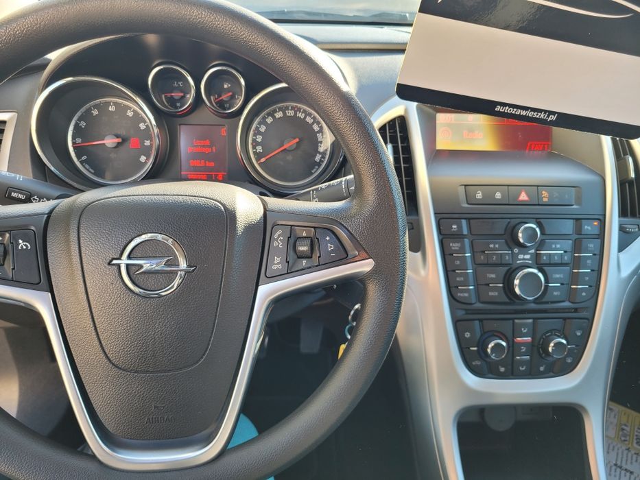 Opel Astra J  KOMBI LPG