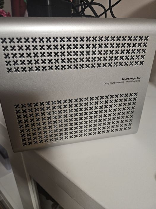 Projektor Wambo DaVinci 1 Pro jak NOWY