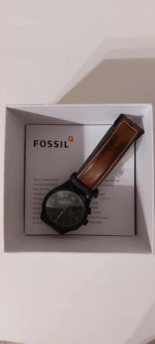 Zegarek fossil q hybrid