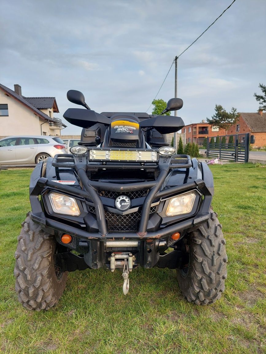 Quad can-am outlander 800 R max