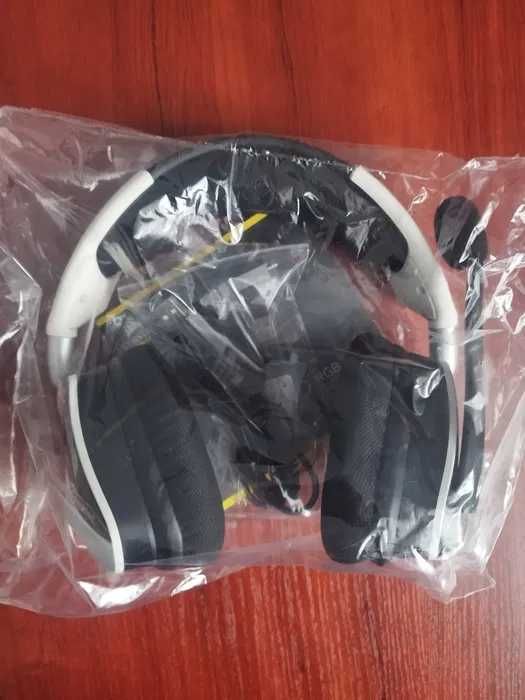Słuchawki Gemingowe Corsair Void Pro  białe NOWE  powystawowe