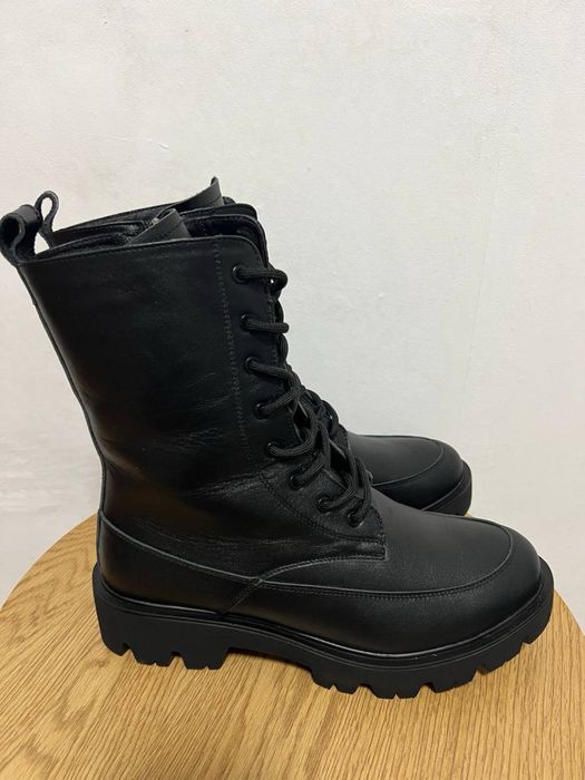 Жіночі черевики ботинки великого розміру