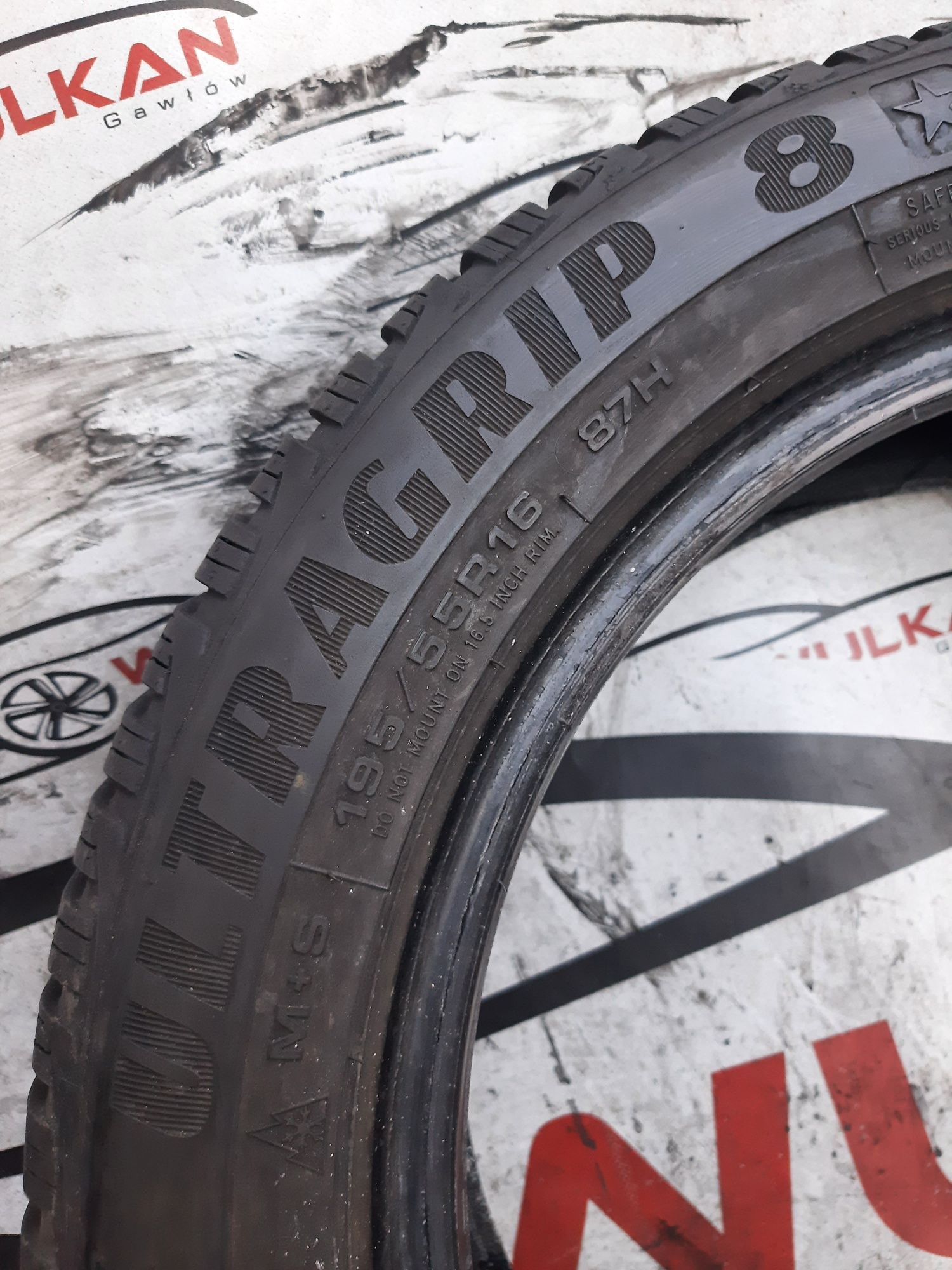 4x 195/55r16 Goodyear UltraGrip 8