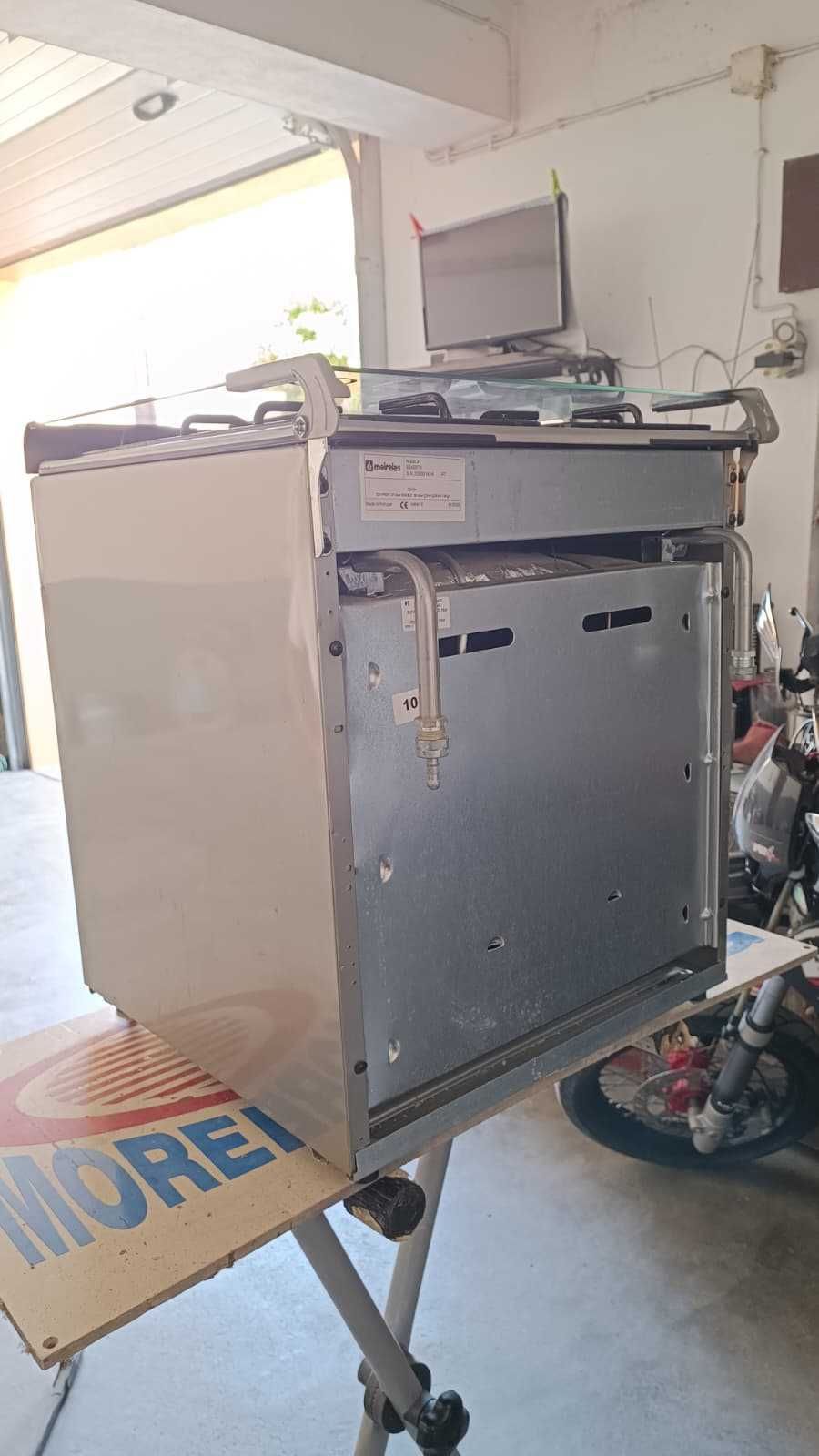 Fogão e forno Meireles